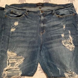 Judy Blue Boyfriend Jeans